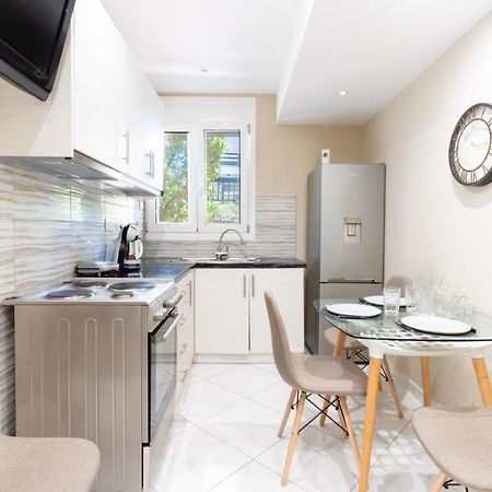 אתונה Aiolos Luxury Alimos Kalamaki Market Apartment 3 Near The Sea מראה חיצוני תמונה