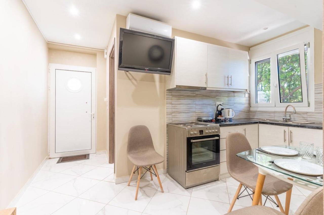 אתונה Aiolos Luxury Alimos Kalamaki Market Apartment 3 Near The Sea מראה חיצוני תמונה